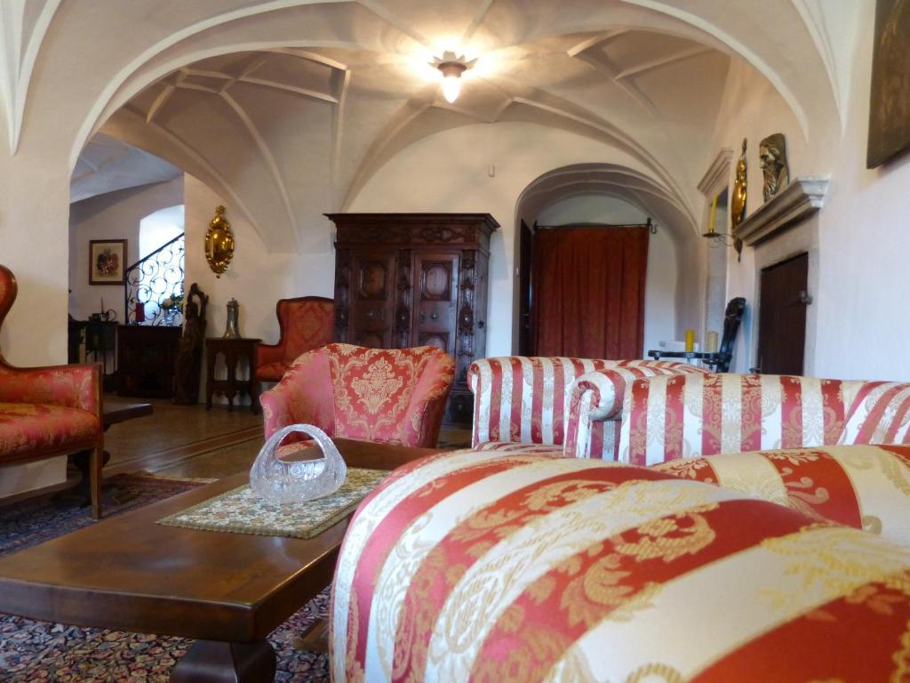 Apartments Schloss Paschbach Апп'яно-сулла-Страда-дель-Віно Екстер'єр фото