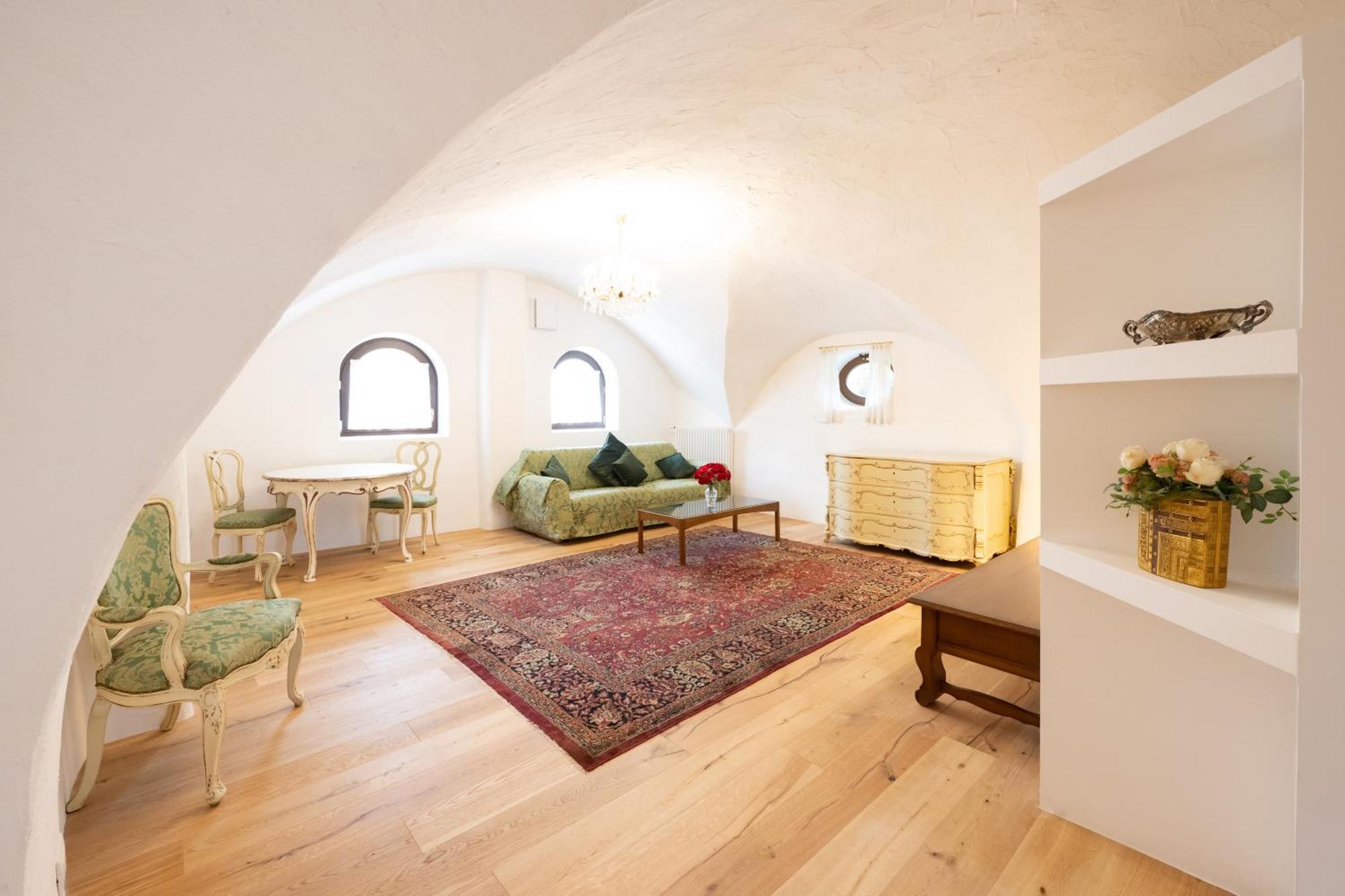 Apartments Schloss Paschbach Апп'яно-сулла-Страда-дель-Віно Екстер'єр фото
