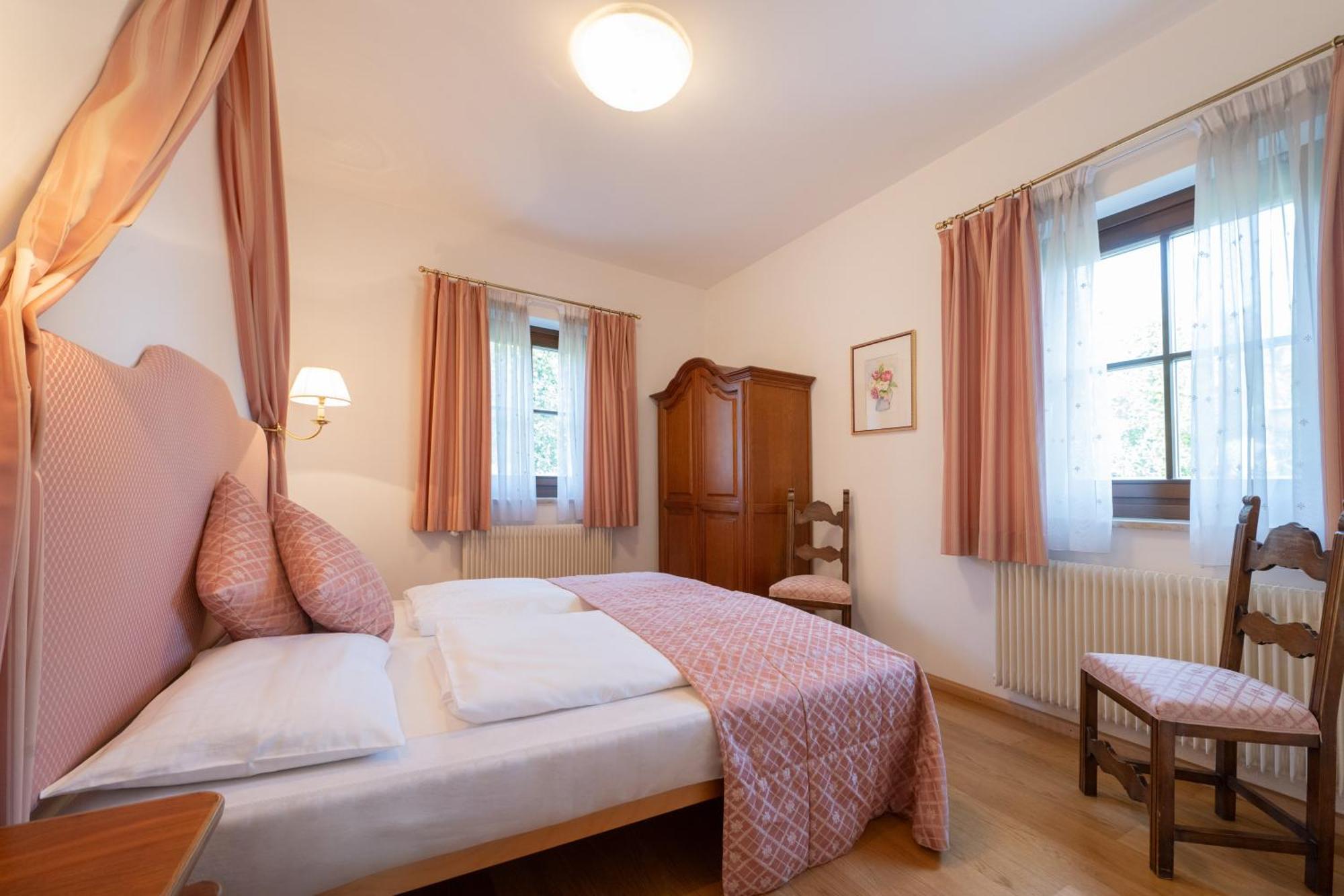 Apartments Schloss Paschbach Апп'яно-сулла-Страда-дель-Віно Екстер'єр фото
